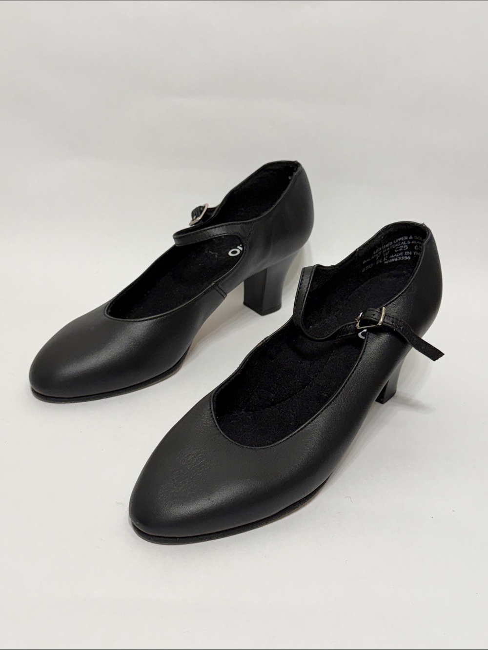 Capezio 650 Student Footlight Character Shoes for Dance - EUC - Size 7W
